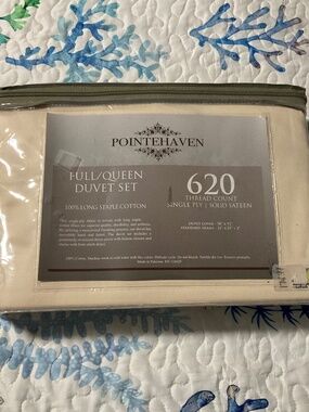 The Pointehaven 620 Thread Count Full/Queen 3 pc Duvet Set